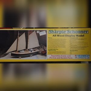 The Sharpie Schooner model kit